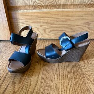 B.O.C Born Concept Alondra Black Leather Buckle Wedge Sandal Women's Size 10M